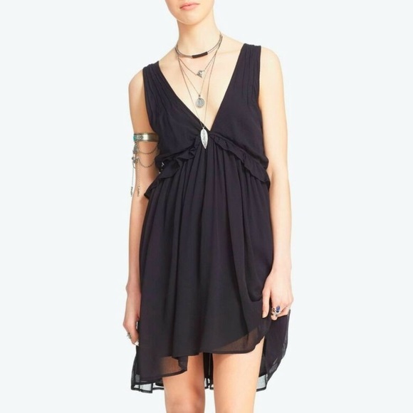 Free People Women's Rio Grande Black Flowy Mini Dress Size Medium - Picture 1 of 4
